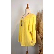 Pull col v uni + collier grande taille