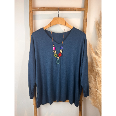 Pull léger uni + collier grande taille