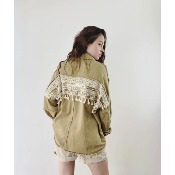 Veste bohème coton effiloché motif dos pompons