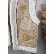 Gilet de berger brodé beige