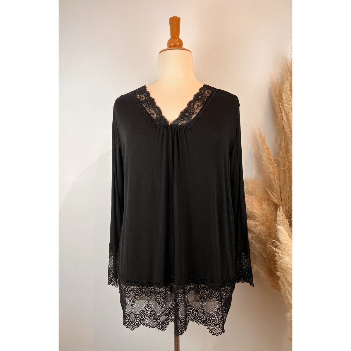 Top "rouleaux" dentelle manches longues 48-52/54