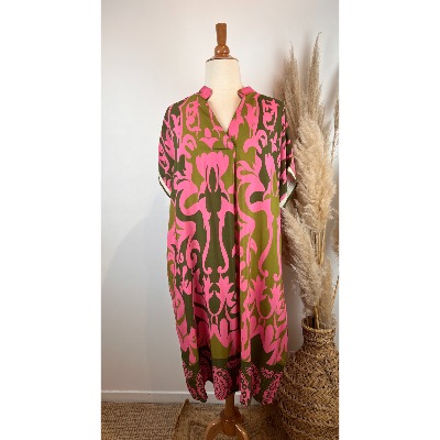 Robe viscose imprimée grande taille kaki / rose