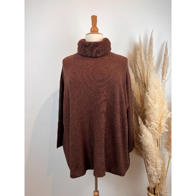 Pull col roulé uni grande taille