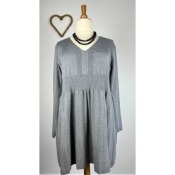 Robe plissée en mailles - grise