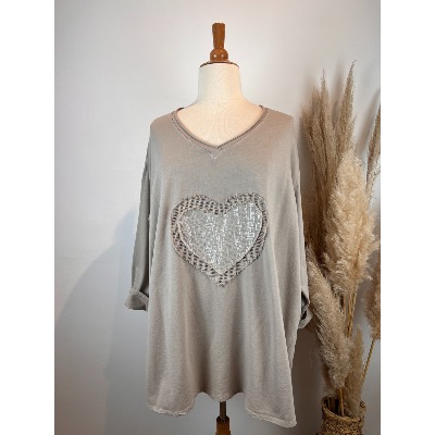 Sweat léger cœur sequins grande taille
