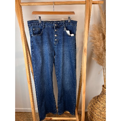 Jean bleu coupe large boutons grande taille