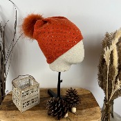 Bonnet strass pompon en marmotte 