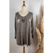 Pull taupe 3 coeurs sequins grande taille